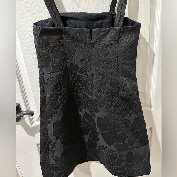 J. CREW Convertible Strap Embossed Floral Black Dress NWT - Picture 11 of 15